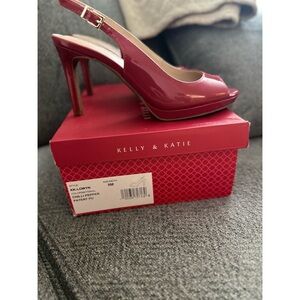 🚫SOLD🚫 Red Peep Toe Heels 👠